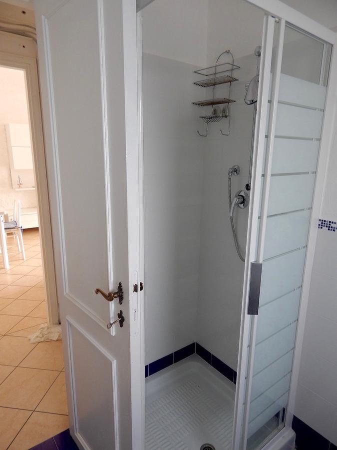 N083 - Numana, Trilocale Con Terrazzo Panoramico Appartement Buitenkant foto